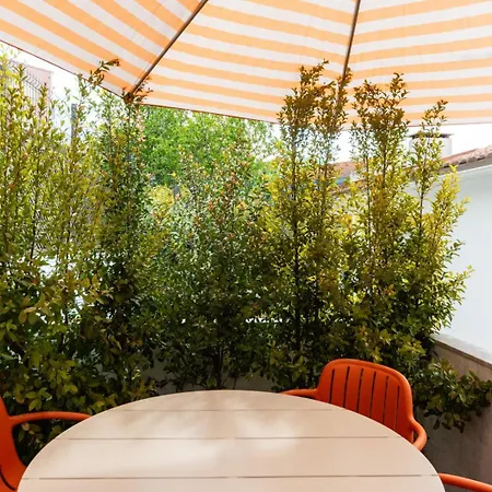 Lejlighed Gorgeous Rooftop 2-bed With Beautiful View