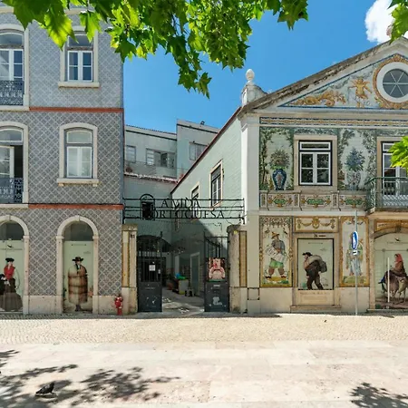 Gorgeous Rooftop 2-bed With Beautiful View Lizbona