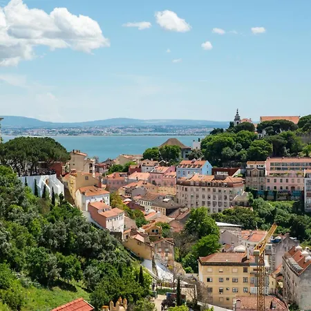 Gorgeous Rooftop 2-bed With Beautiful View Apartman Lisboa