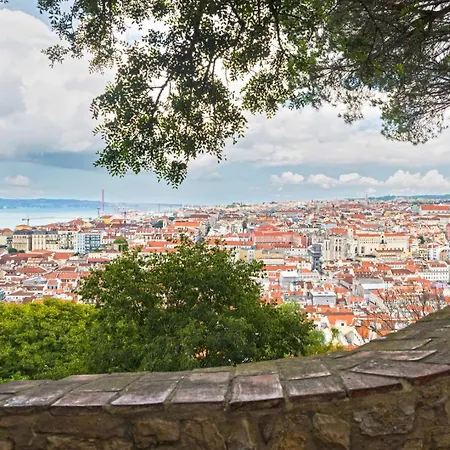 شقة Gorgeous Rooftop 2-bed With Beautiful View Lisboa