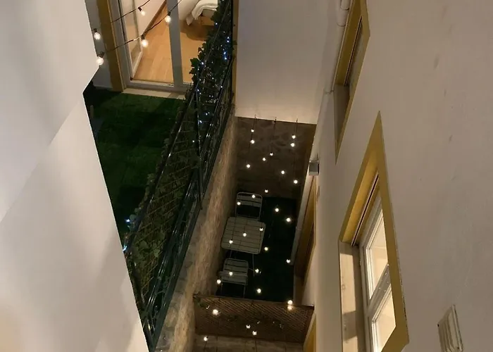 Gorgeous Rooftop 2-bed With Beautiful View Apartament Lizbona