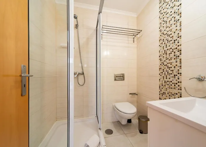 Gorgeous Rooftop 2-bed With Beautiful View