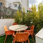 Gorgeous Rooftop 2-bed With Beautiful View Lejlighed