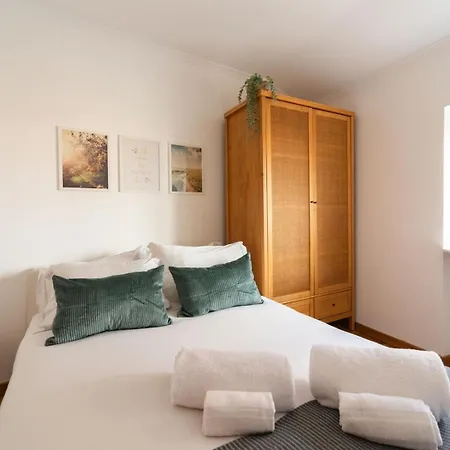 Apartment Gorgeous Rooftop 2-bed With Beautiful View *